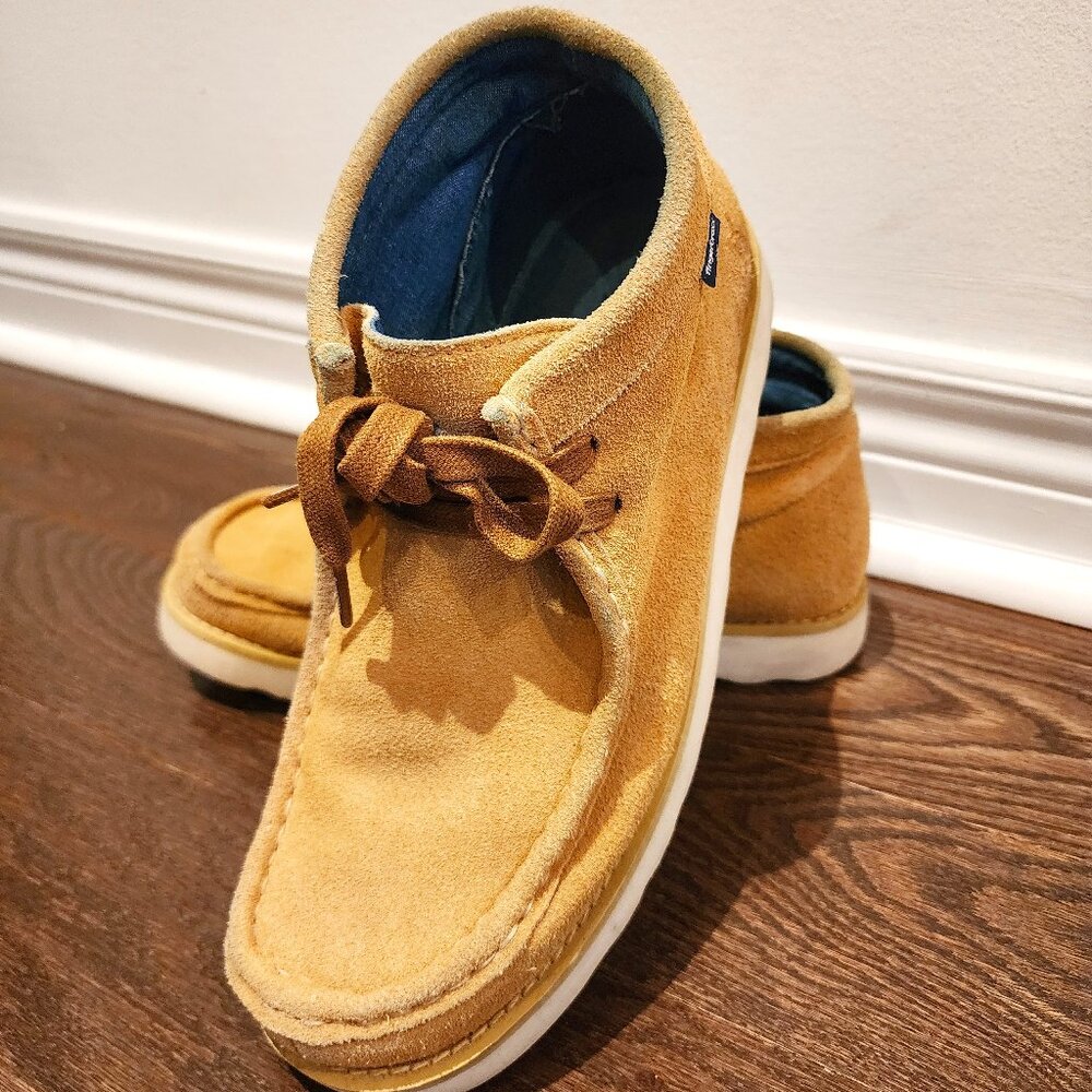 FINGERCROXX - Wallabee Boots